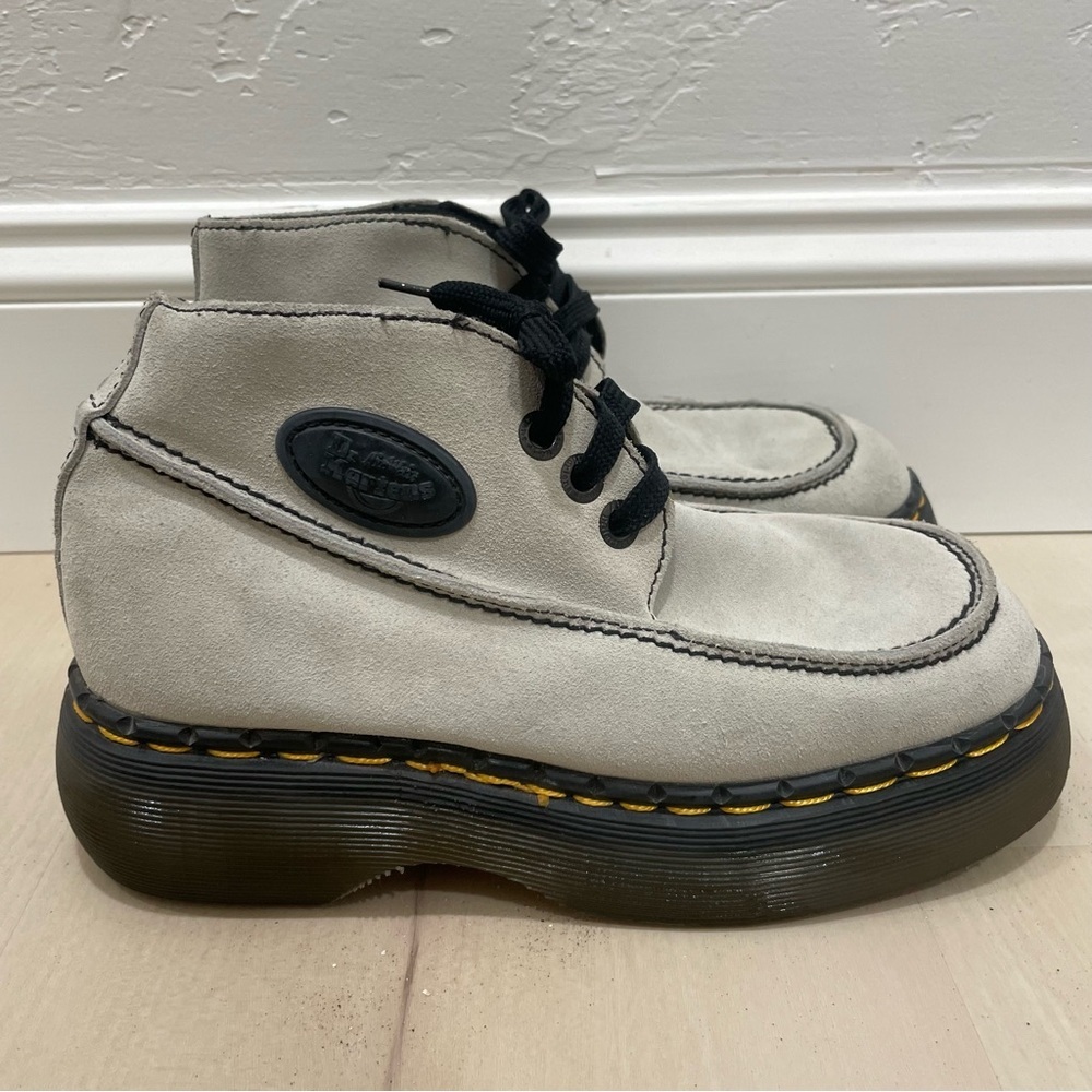 Dr. Martens Made in England 8354 Vintage Rare 4 UK Women'’s 6 US Platform Suede